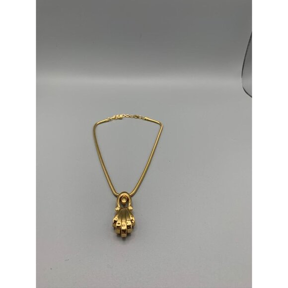 Monet Gold-Tone Vintage Country Club Solid Chic Necklace With Elegant Pendant De - Picture 7 of 11